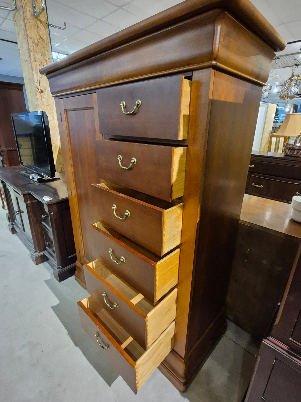 Solid Wood Gentleman's Chest