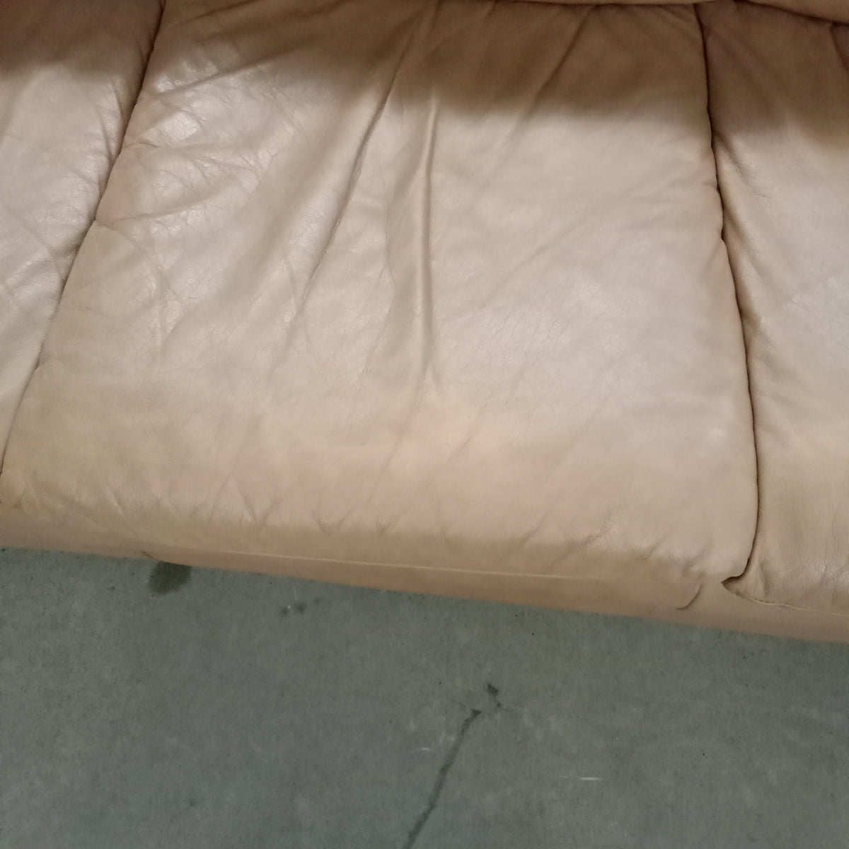 88"W Leather 3-Seat in Brown