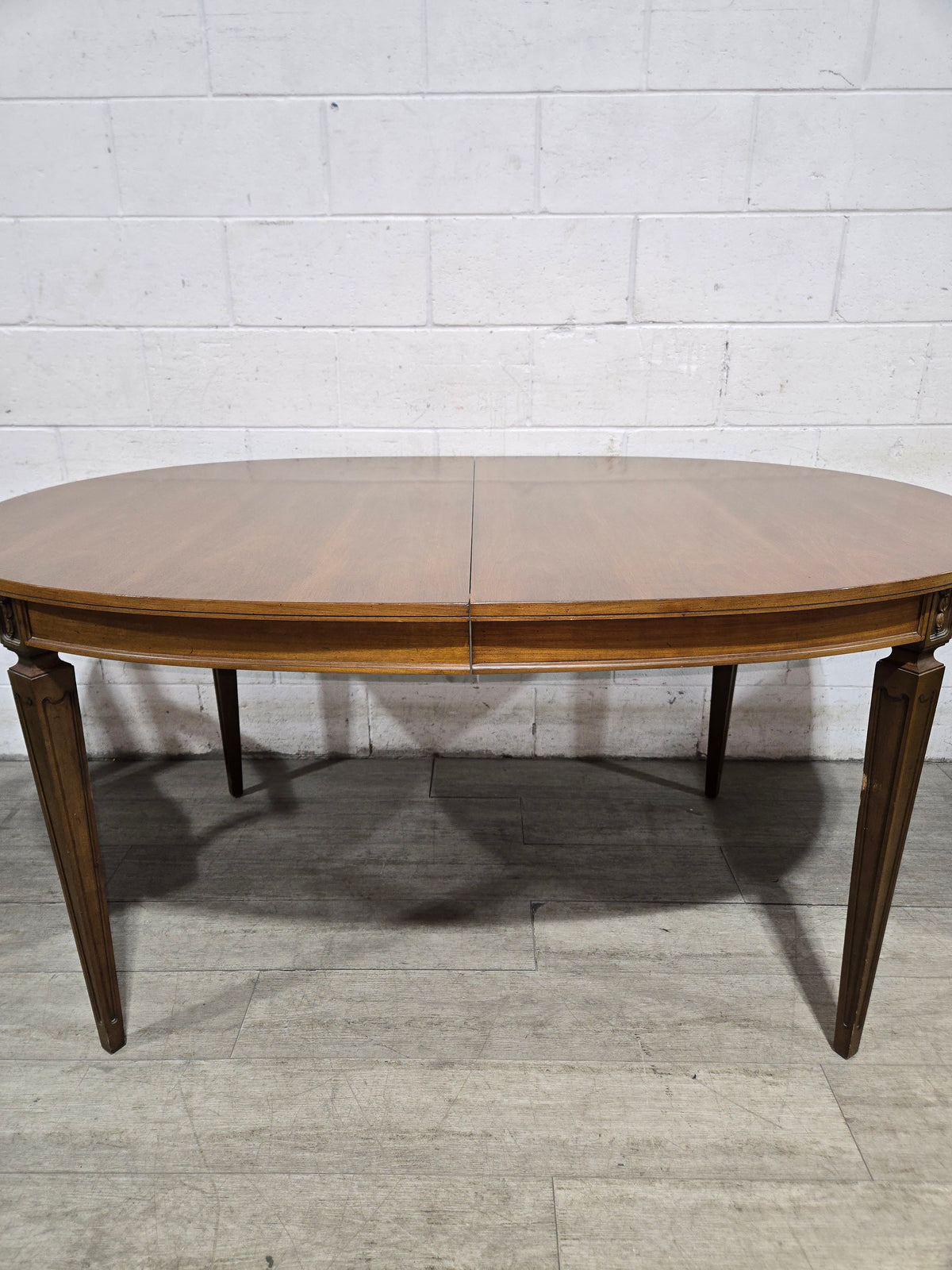 Malcolm Oval Dining Set