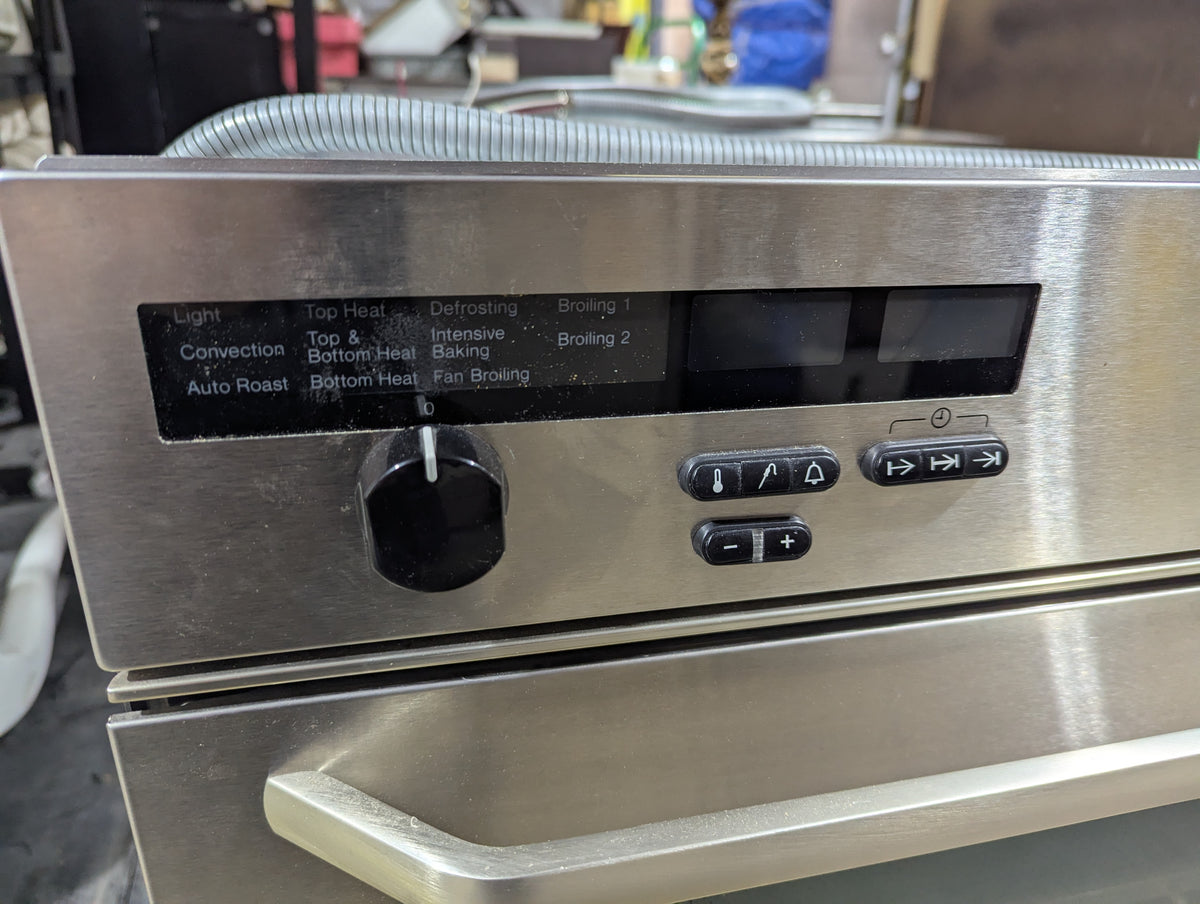 MIELE Novotronic Built-In Single Oven In Stainless Steel