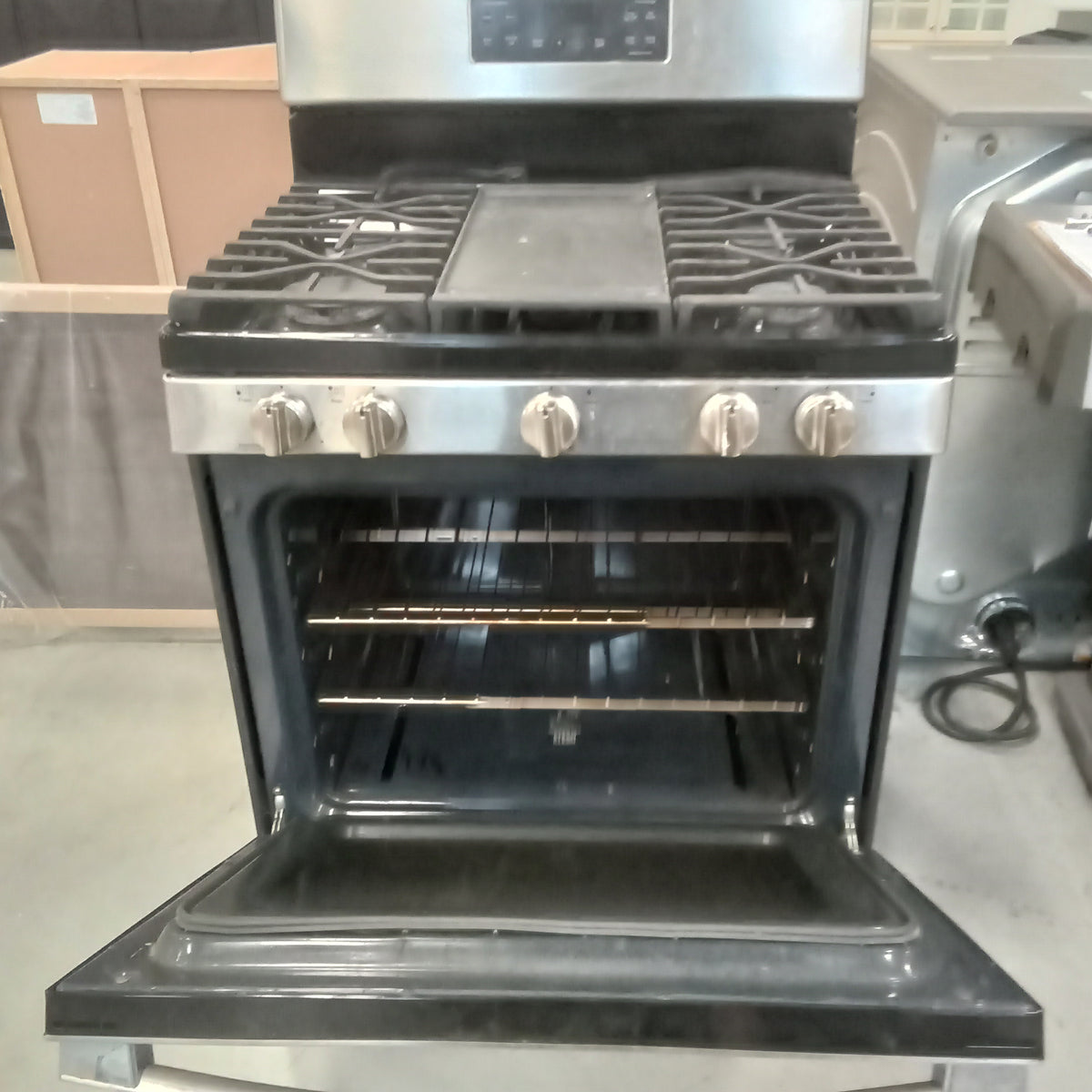 30"W Four Burner Gas Stove with Centre Griddle
