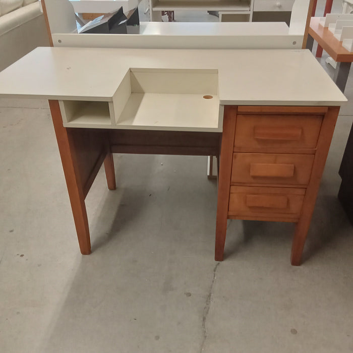48"W Single Pedestal Desk