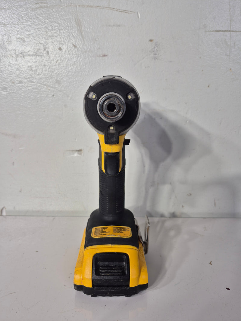 DEWALT 20V Max Atomic Impact Driver w/Battery