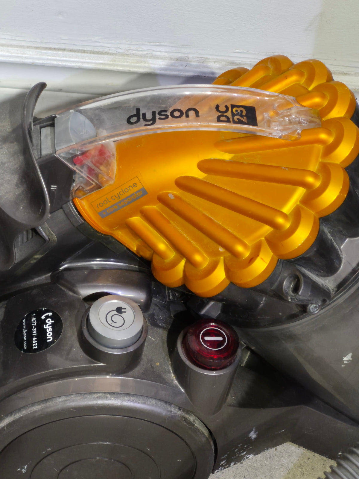 Dyson DC23 Motorhead Vacuum