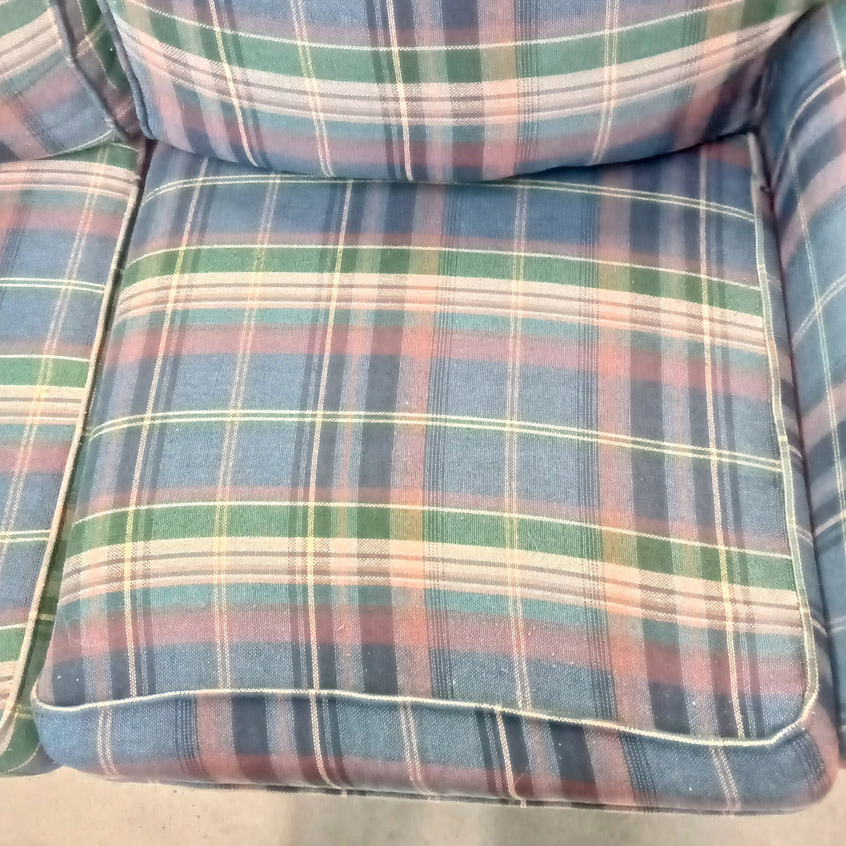 63"W Love Seat in Tartan Fabric