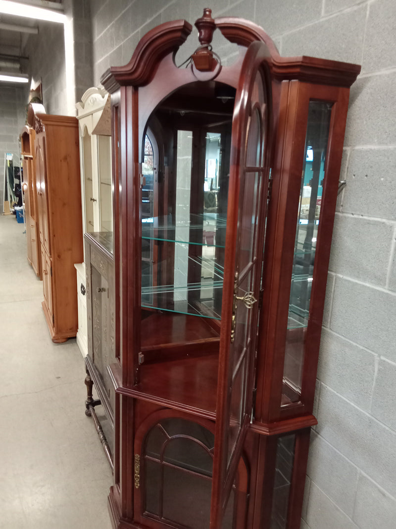 21"W One Piece Corner Curio Cabinet