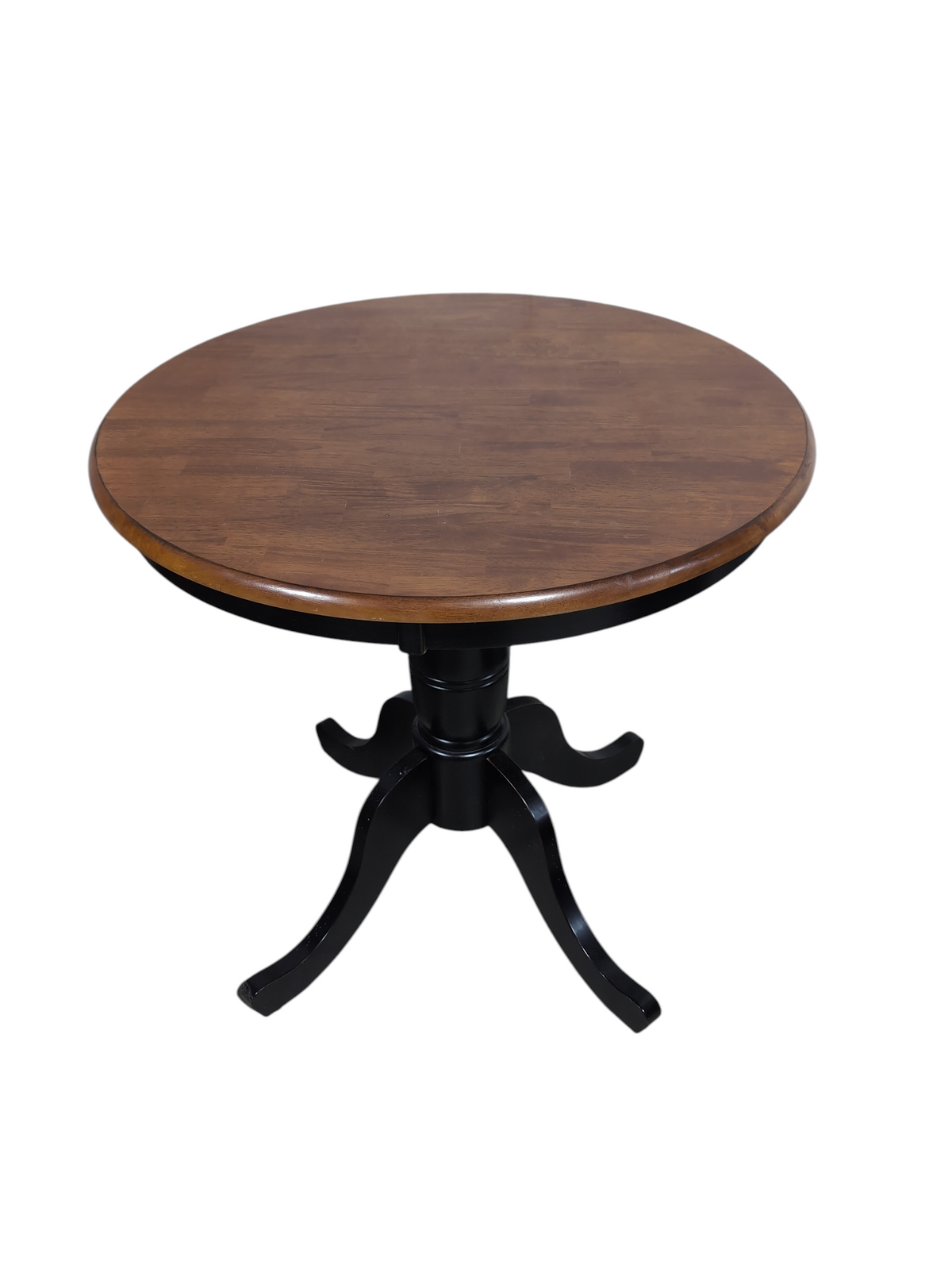 Single Pendant Round Table