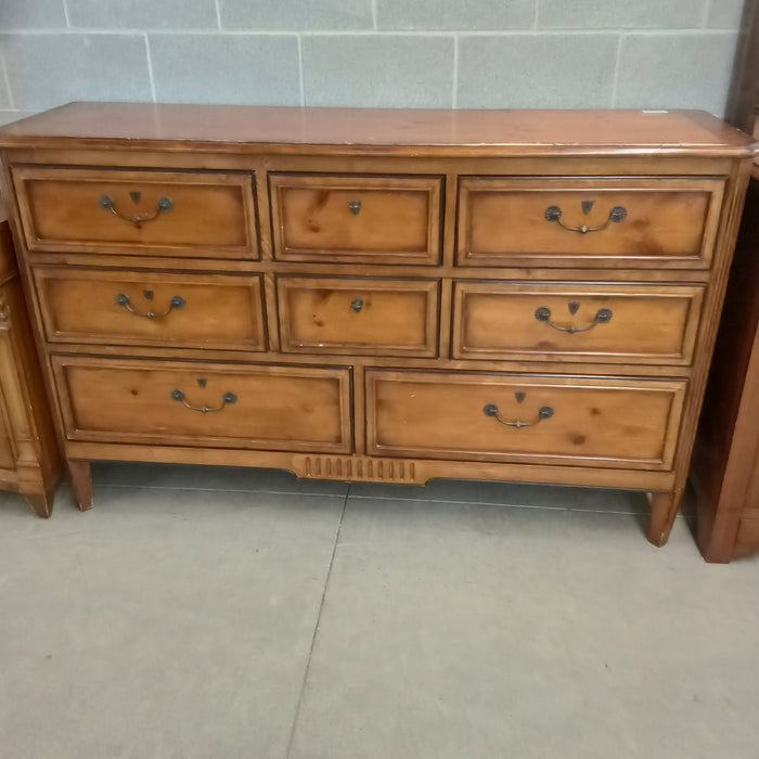 66"W 8-Drawer Dresser in Solid Wood