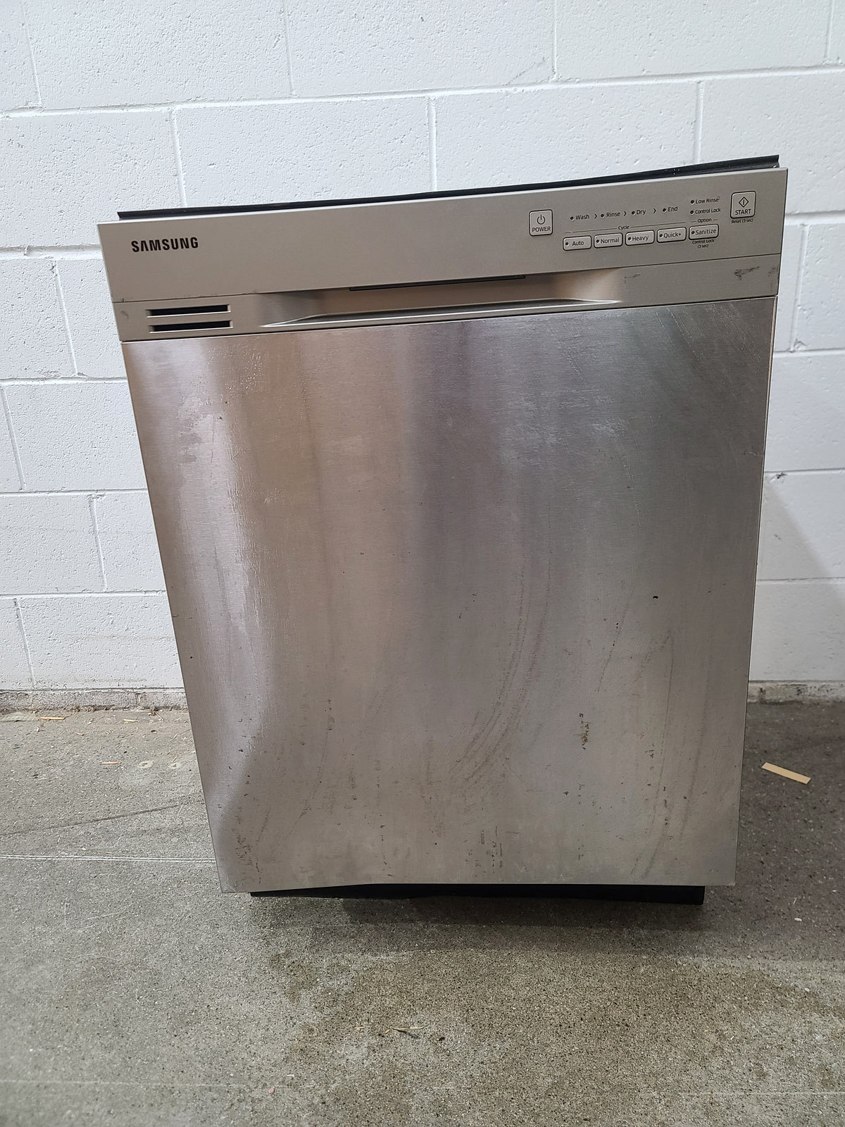 Samsung 24" 50 dB Tall Tub Built-In Dishwasher w/ Stainless Steel Tub