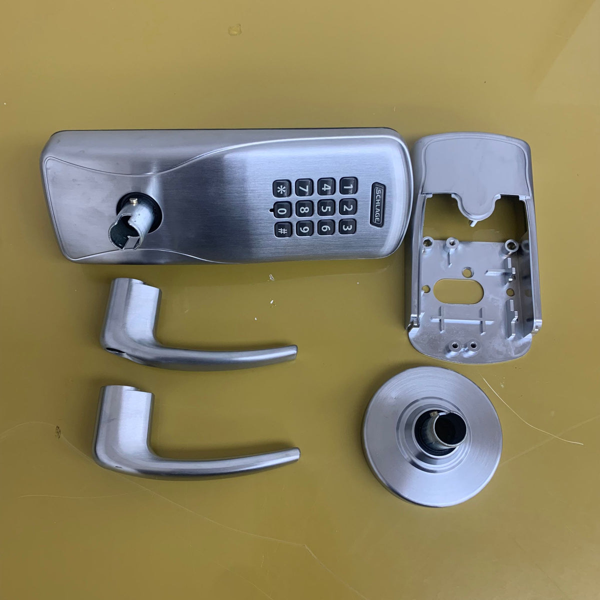 Shlage CO-100 Electronic Cylindrical Lock in Satin Chrome