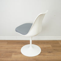 19-inch Tulip Rotating Chair in White