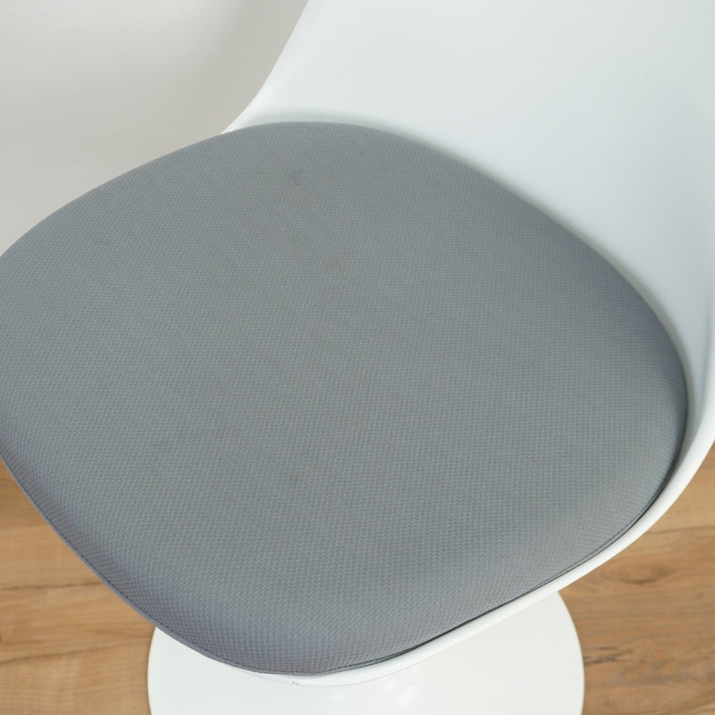 19-inch Tulip Rotating Chair in White