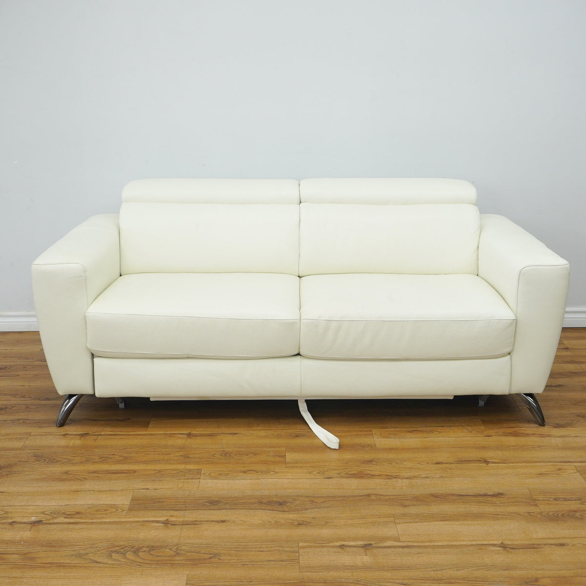 Stelvio 73-inch W Leather 2-Seat Wide Sofa Ottoman in White