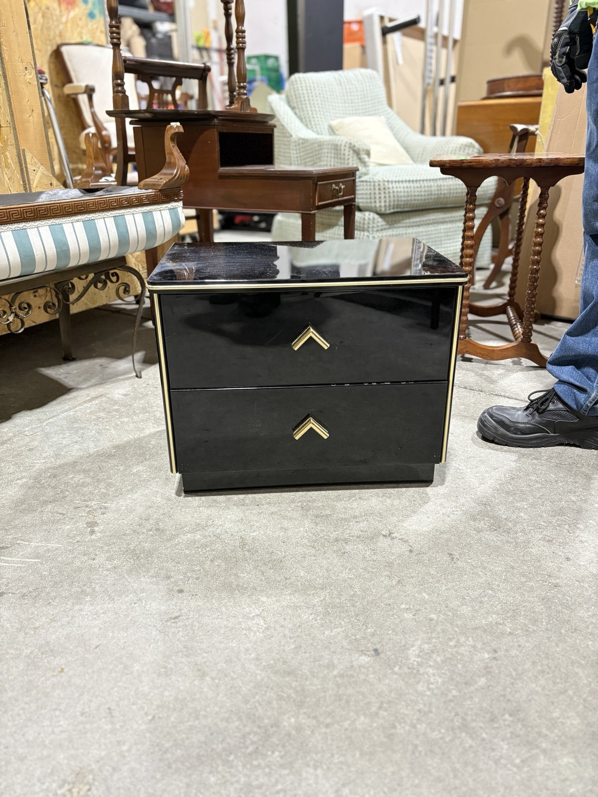 20-Inch Black & Gold Bedside Table