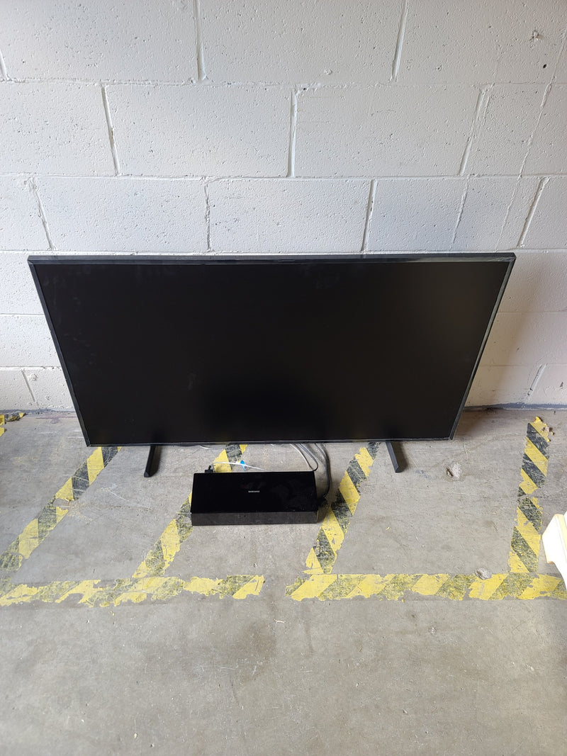 50" Samsung OLED TV with Smart TV Box