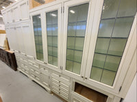 19 White and Brown Kitchen Cabinet Set