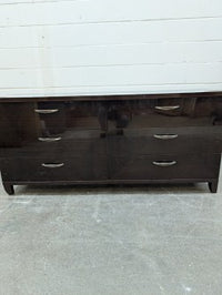 Dresser With 6 Drawers