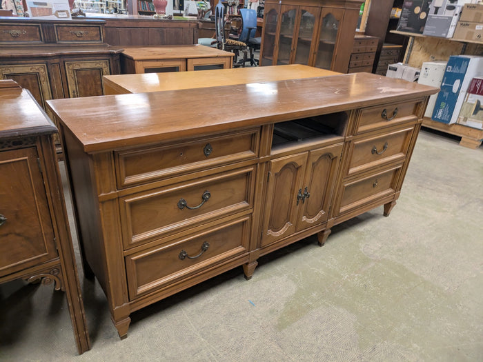 Traditional Wooden Dresser/Credenza