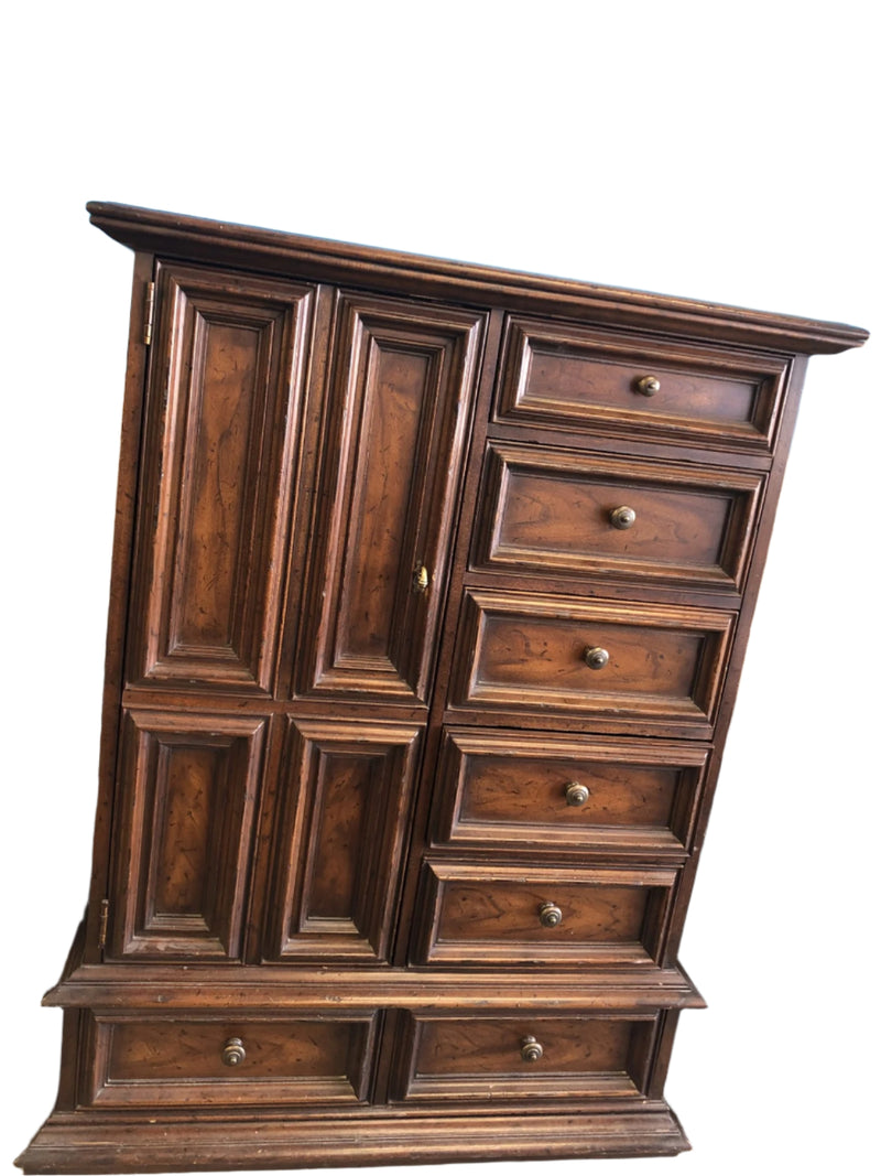 Vintage 7 Drawer 1 Cabinet Dresser