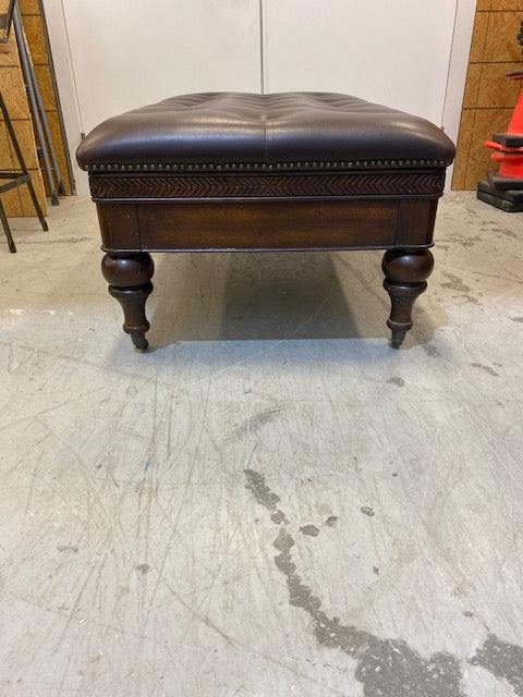Brown leather ottomon