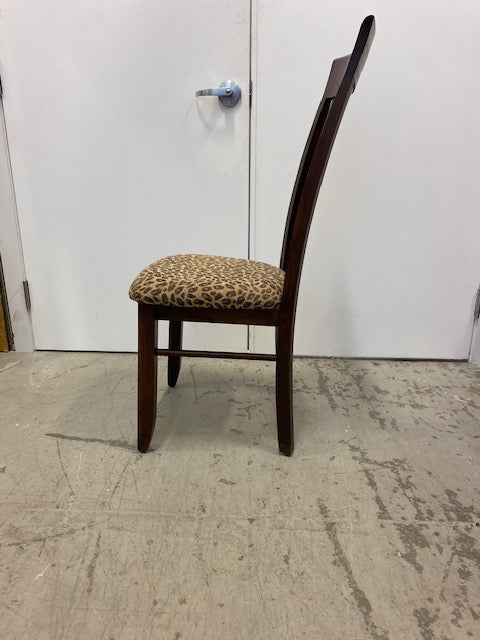 Dining set w/ 6 chairs