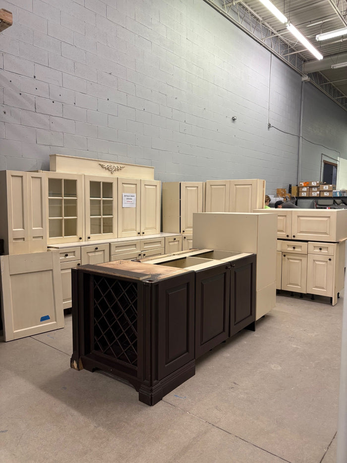 Antique Cream Kitchen NO ISLAND