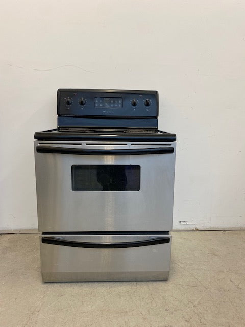 Frigidaire Stove