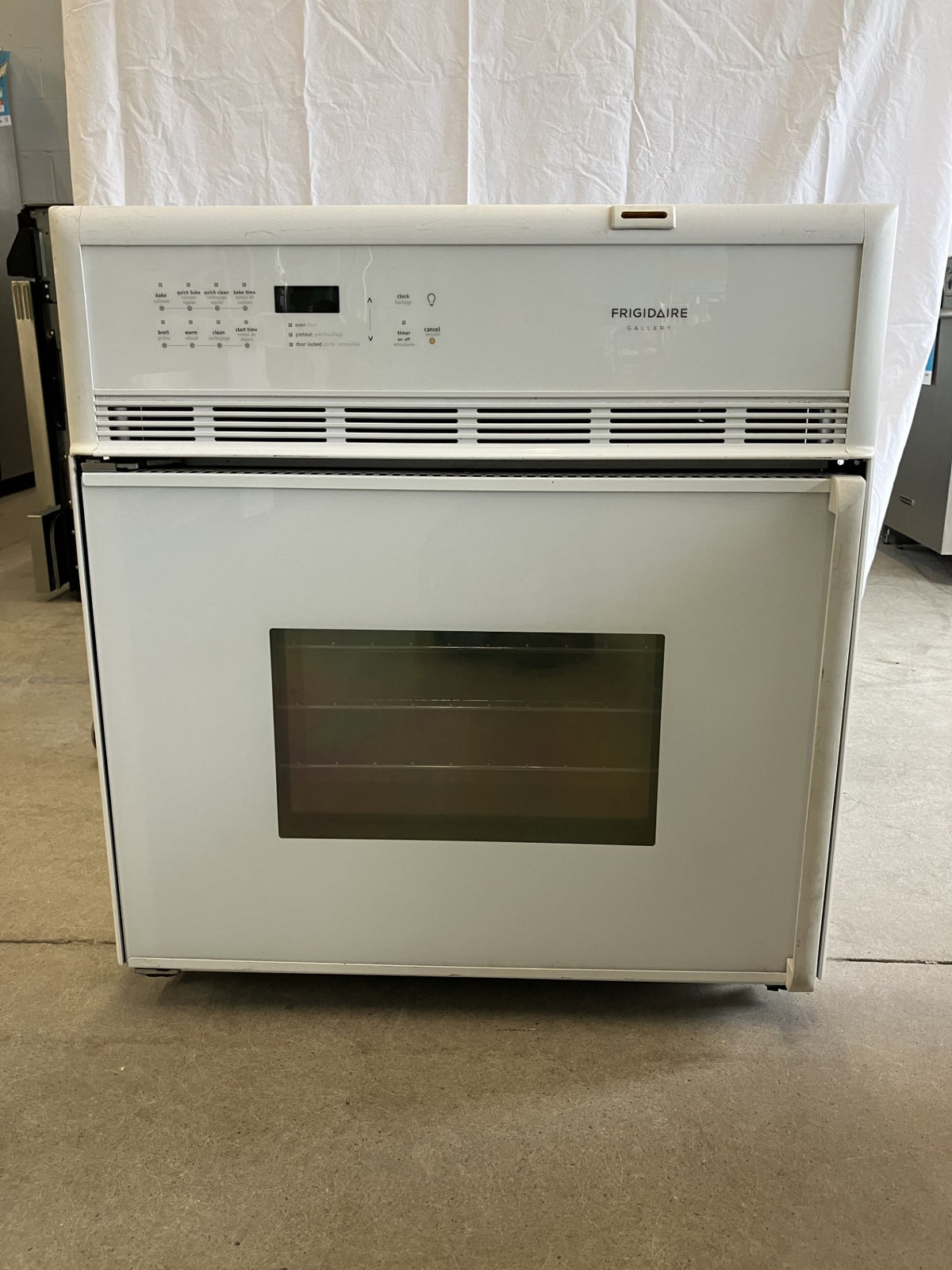 White Frigidaire Single Wall Oven