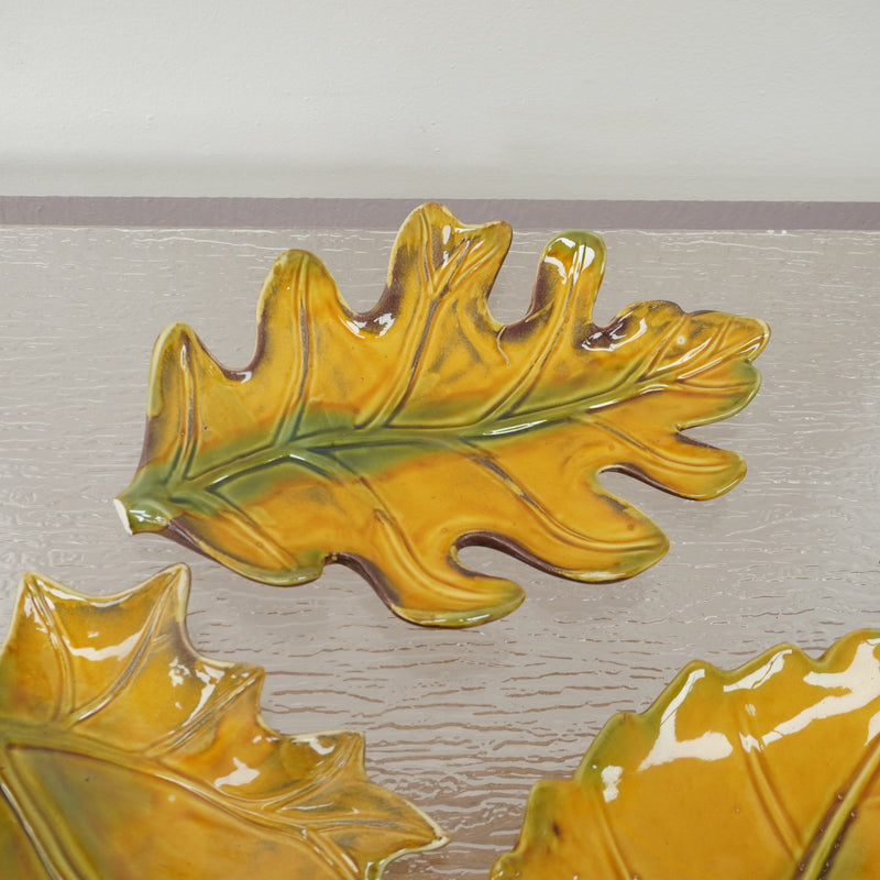 Vintage Ceramic Leaf Dishes - 3pcs Set
