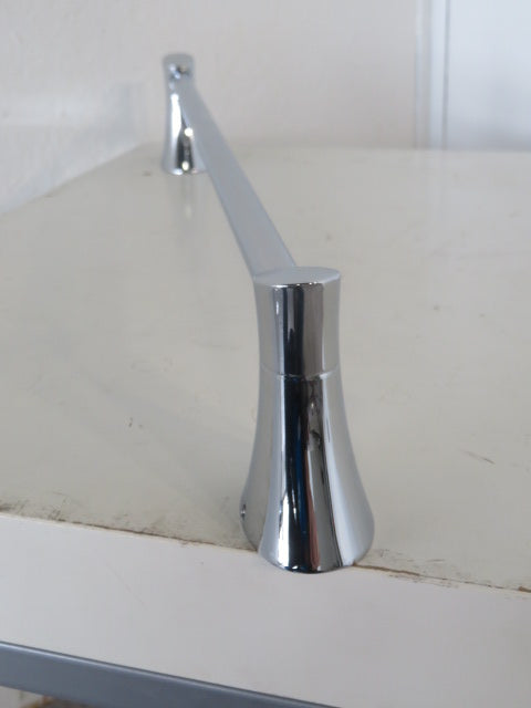 Sophia 18" Towel Bar