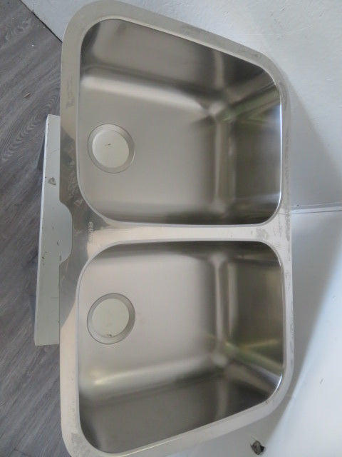 Blanco Supreme U 2 Double Bowl Undermount Kitchen Sink