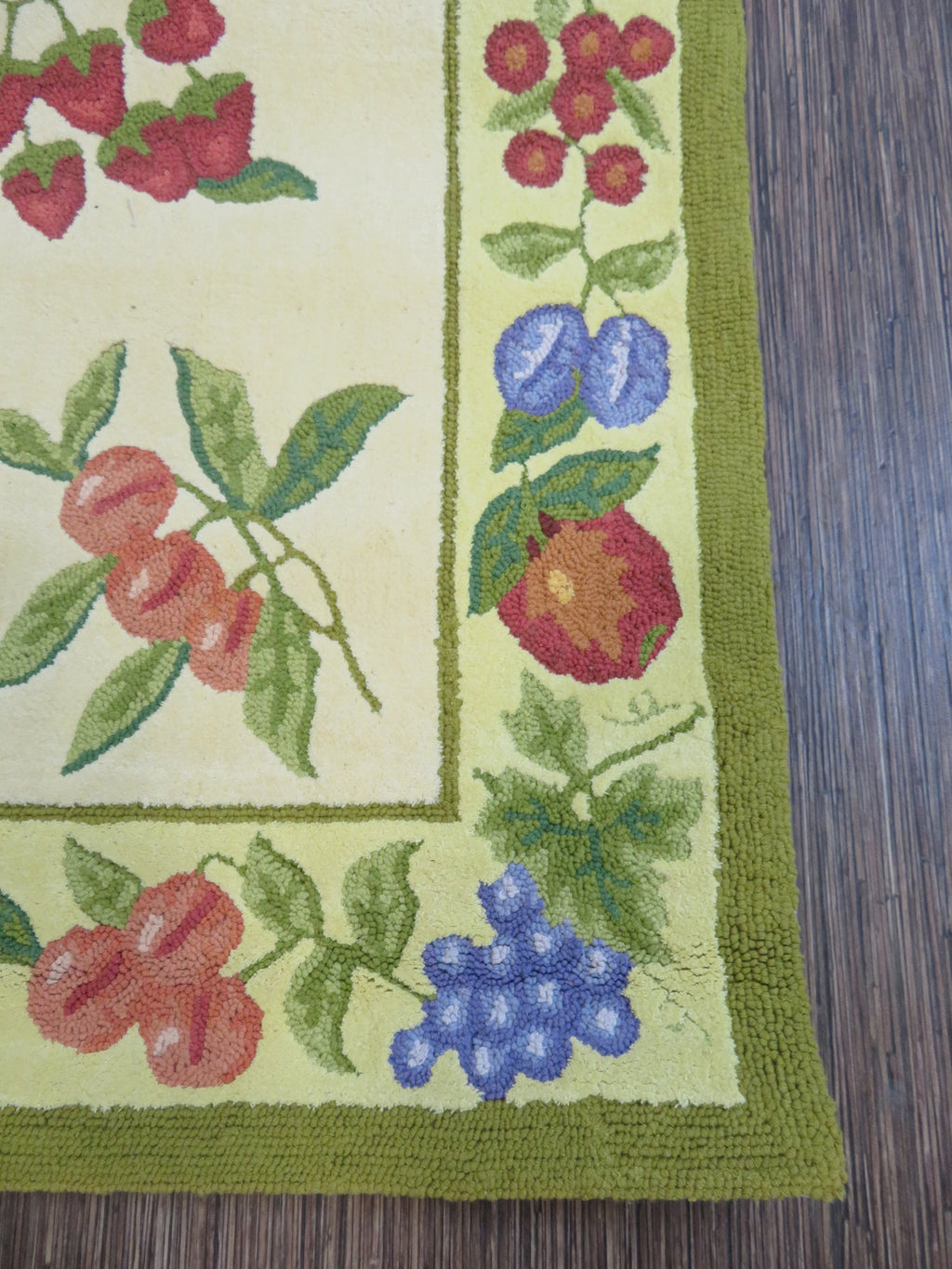 42" x 64" Fruit Motif Cotton Mat